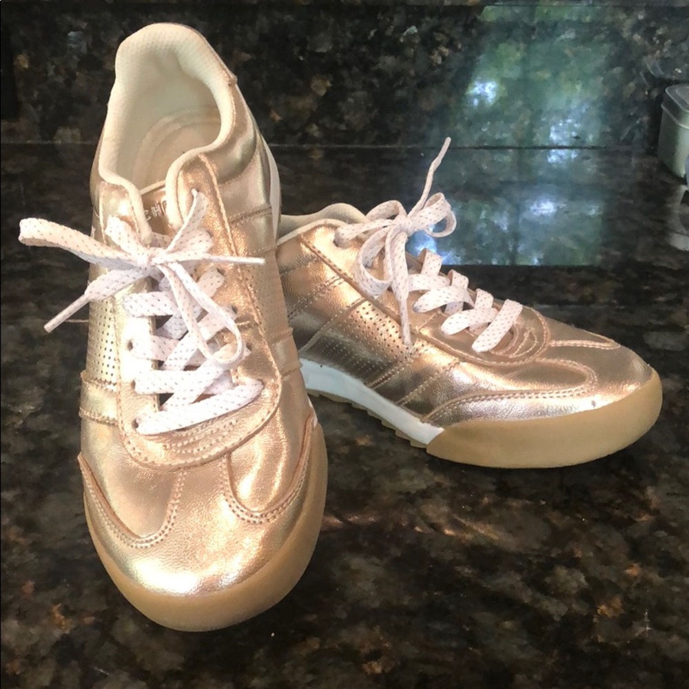 Sketchers rose gold sneakers